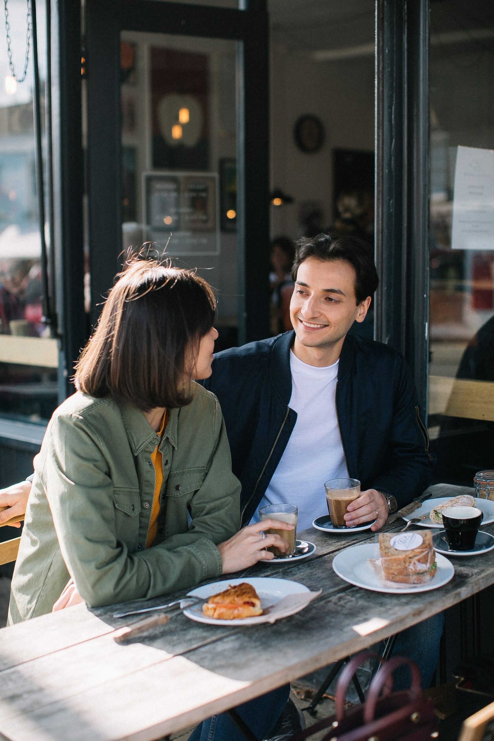 Analytics to Build Closer Customer Relationships